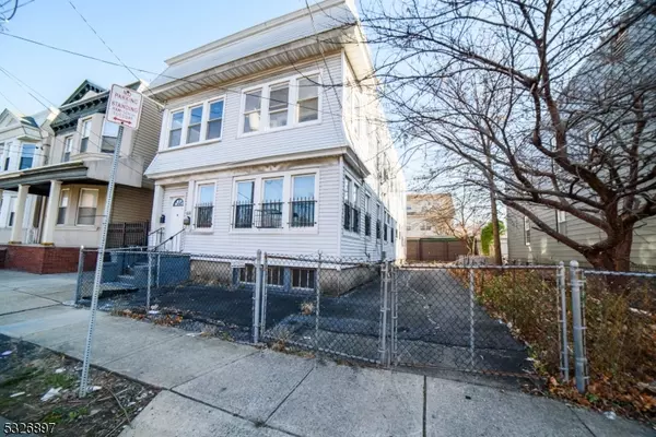 600 S 20th St, Newark City, NJ 07103