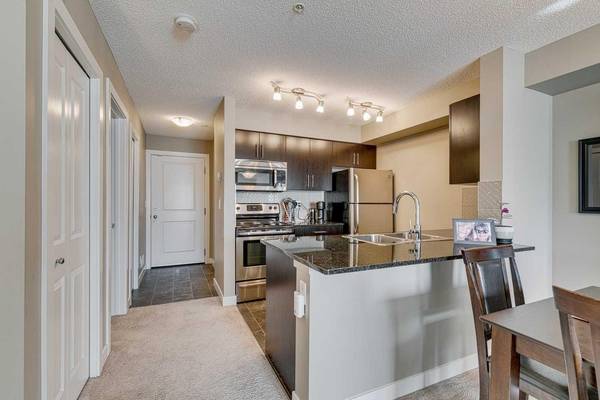 Calgary, AB T2X 2B9,81 Legacy BLVD Southeast #1313