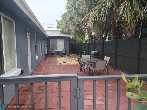 49 E 27th St  #1, Riviera Beach, FL 33404