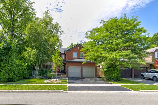 2116 Munn's AVE, Oakville, ON L6H 4K4