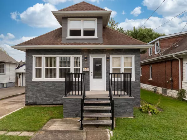 Niagara Falls, ON L2E 4T3,4584 Sixth AVE