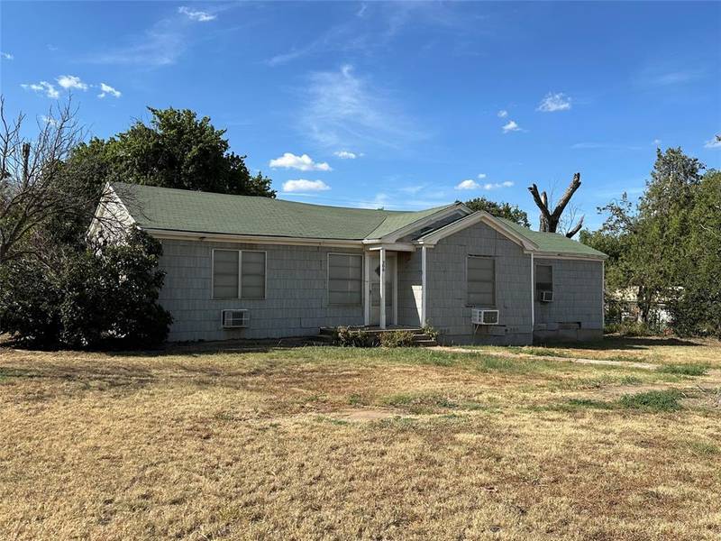 308 W 10th Street, Cisco, TX 76437