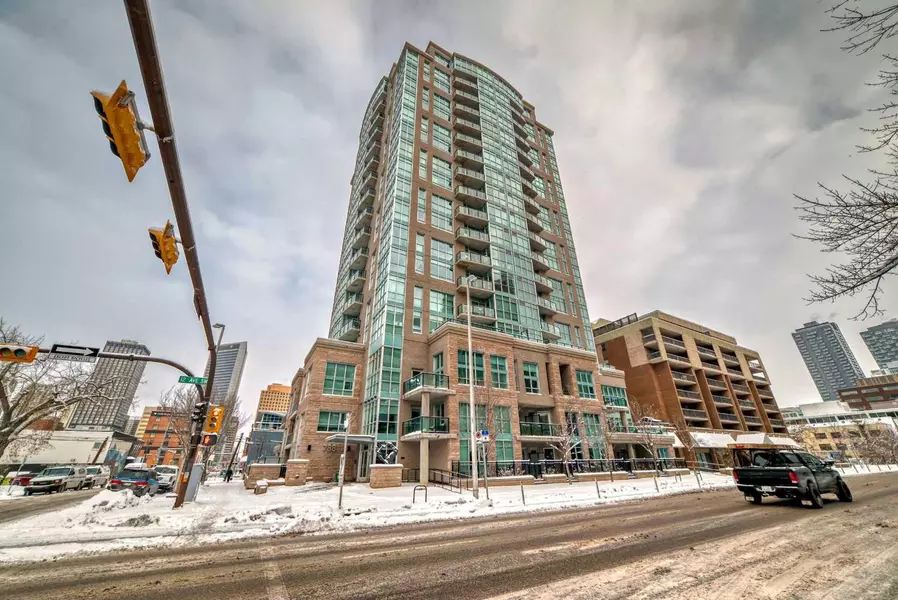 788 12 AVE Southwest #603, Calgary, AB T2R 0H1