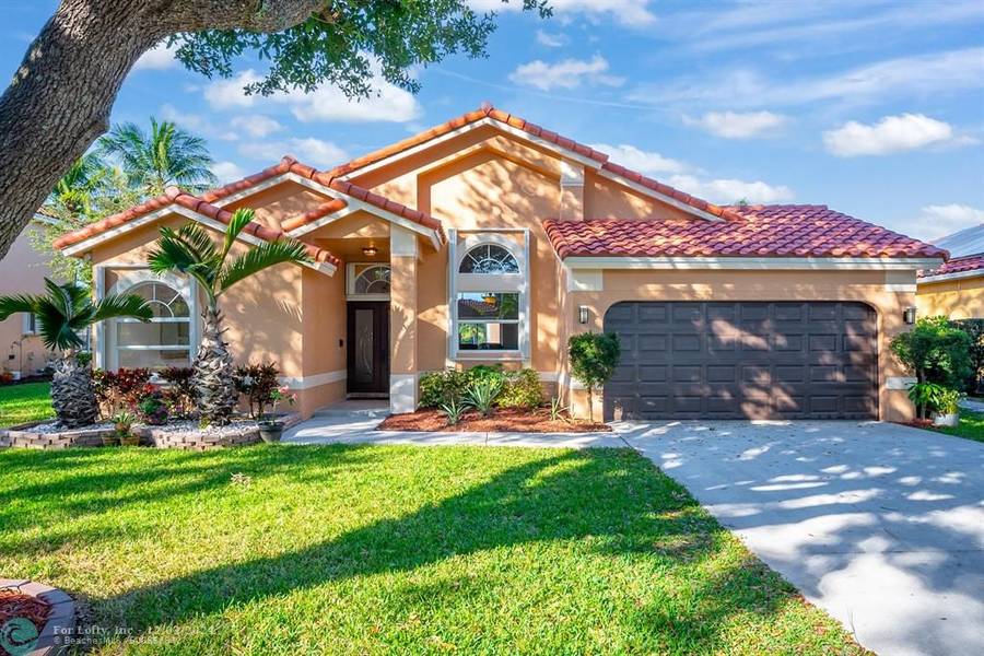 5727 NW 46th Dr, Coral Springs, FL 33067