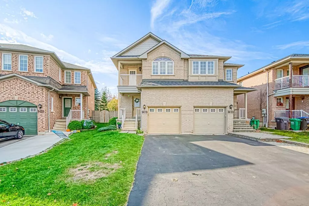 Mississauga, ON L5N 8K6,1419 Spring Garden CT