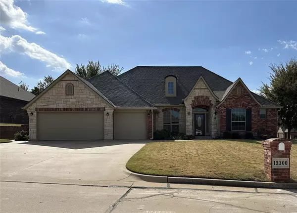 12300 Oxford Court, Midwest City, OK 73130