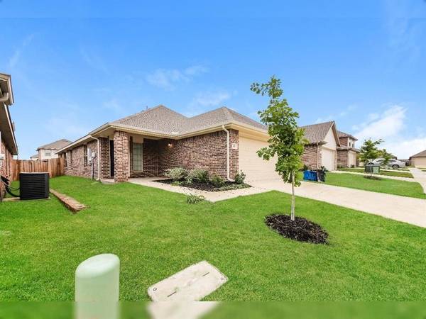 Ennis, TX 75119,1411 Matthew Drive