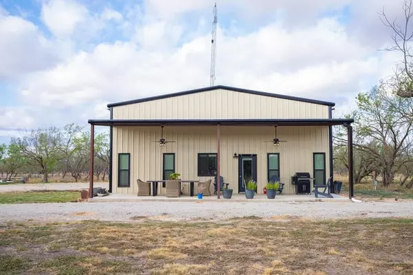 Bangs, TX 76823,8468 County Road 170