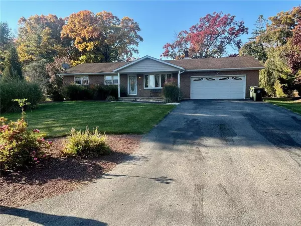 112 Cottonwood Circle, Upper Macungie Twp, PA 18104