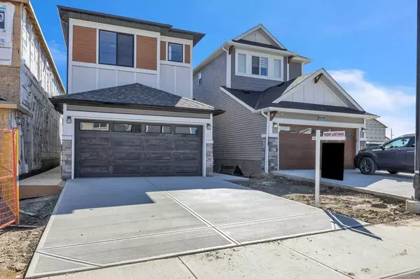 35 Homestead Passage, Calgary, AB T3J 5R8