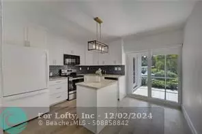 Pompano Beach, FL 33060,1840 SE 7th St