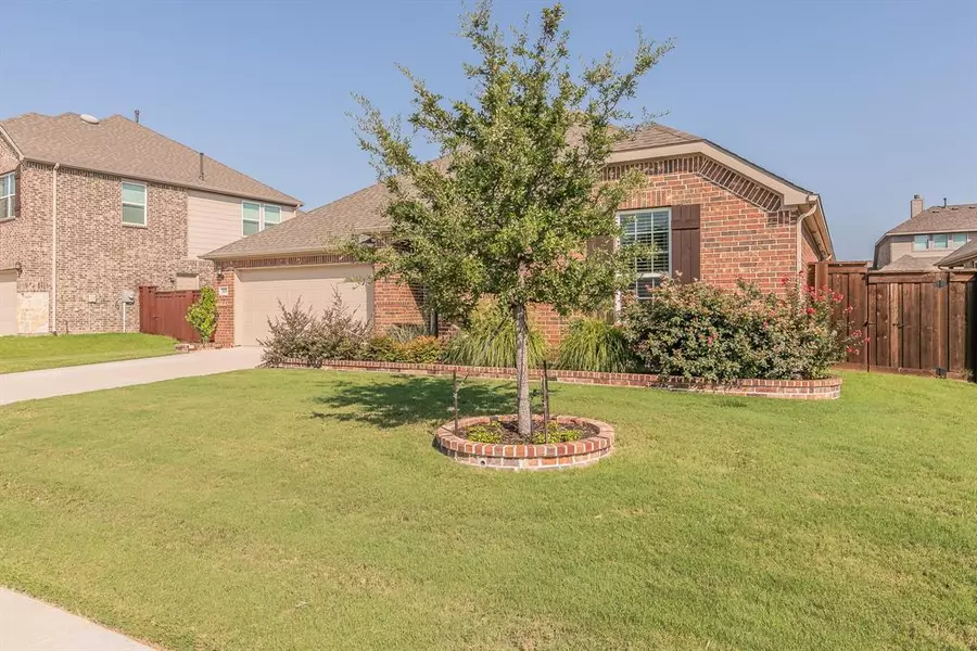 2616 Chadwick Lane, Mansfield, TX 76084