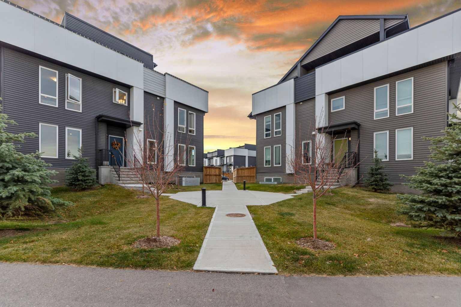 Calgary, AB T3M 3H1,460 Seton CIR SE