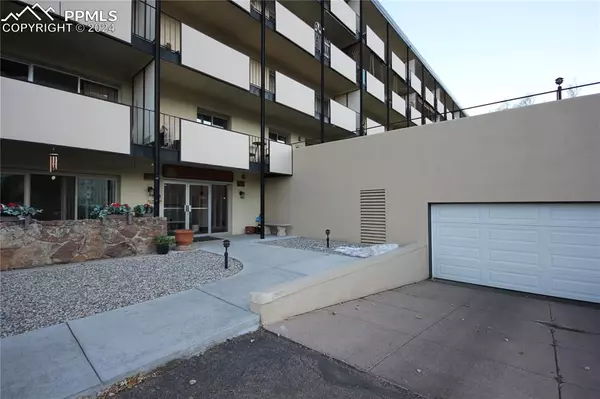 Colorado Springs, CO 80905,777 Saturn DR #402