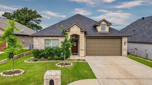 1908 Town Creek Circle, Weatherford, TX 76086