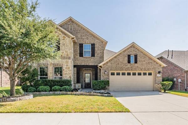 9211 Moon River Court,  Arlington,  TX 76002