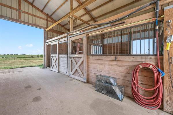 3810 Greathouse Road, Waxahachie, TX 75167