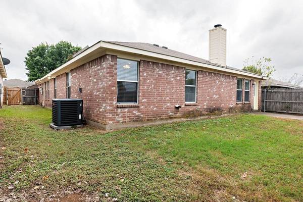 Arlington, TX 76017,5731 Vandalia Trail