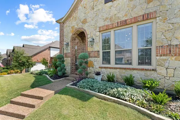 North Richland Hills, TX 76180,8000 Red River Run