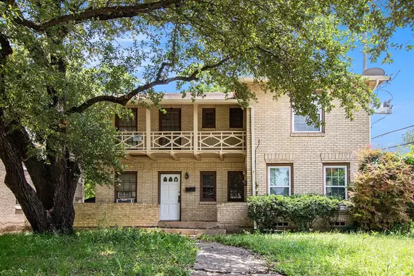 6300 W Belmont Avenue, Dallas, TX 75214