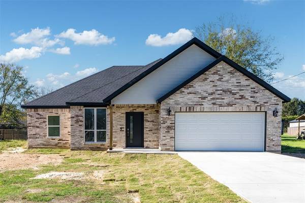 313 Kapuna Drive, Tool, TX 75143