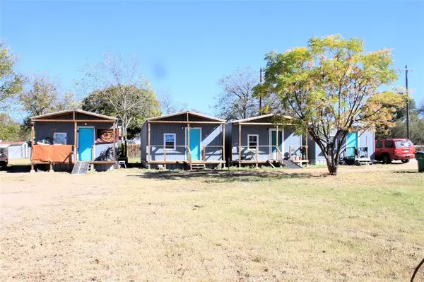 301 E Cedar Street #A, Lometa, TX 76853