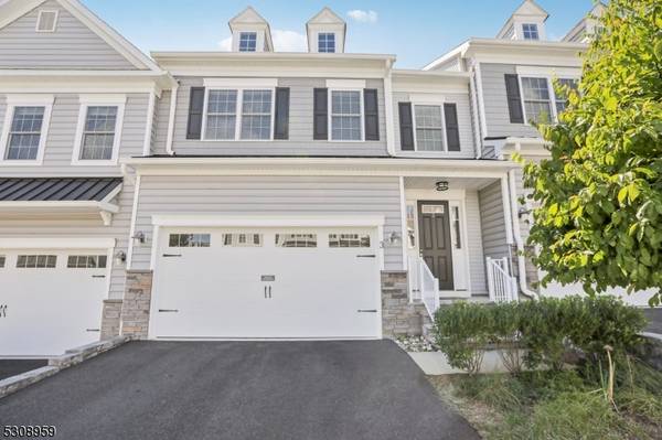 3 Hickory Ct,  Cedar Grove Twp.,  NJ 07009