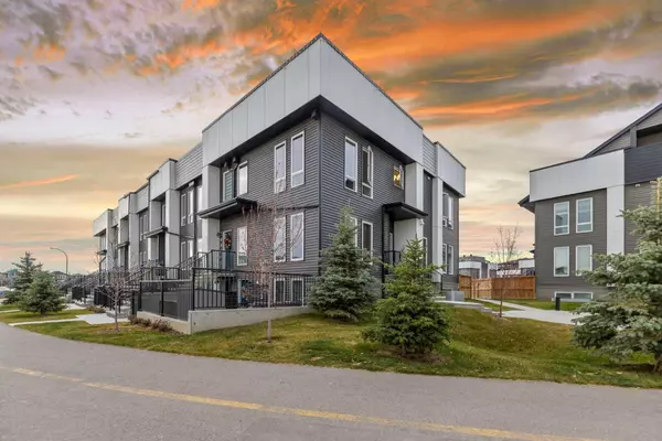 Calgary, AB T3M 3H1,460 Seton CIR SE