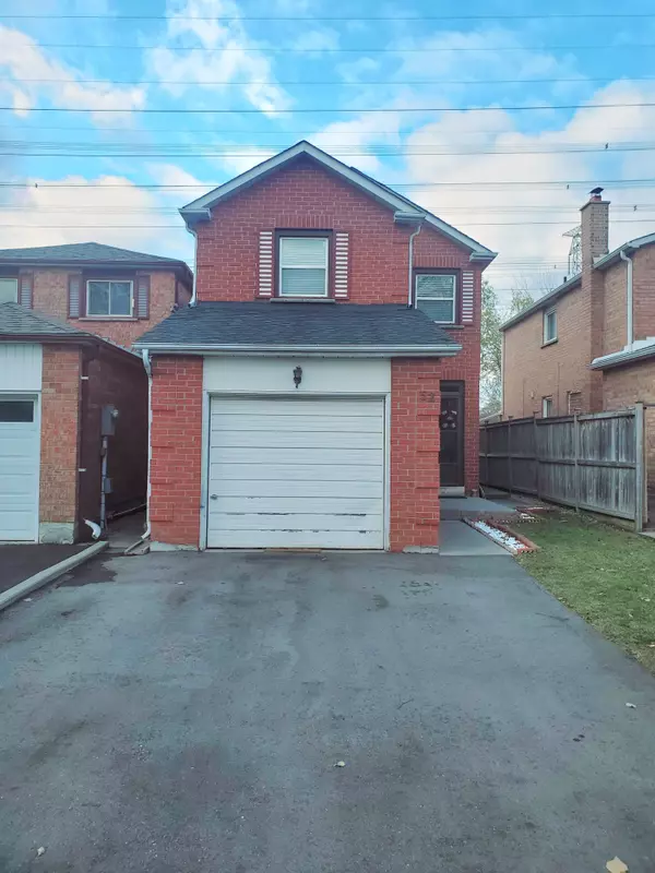 52 New Seabury DR, Vaughan, ON L4K 2B8