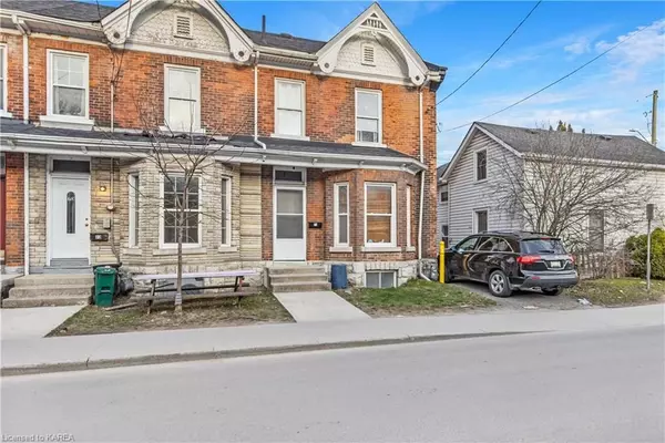 Kingston, ON K7L 3M1,71 DIVISION ST