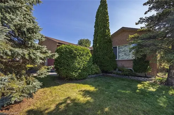 Kingston, ON K7M 8P4,250 FRIARHILL CRES