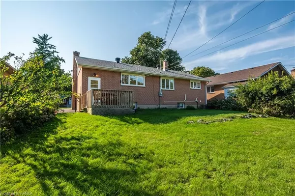 Frontenac, ON K7M 2S2,47 MACKENZIE CRES