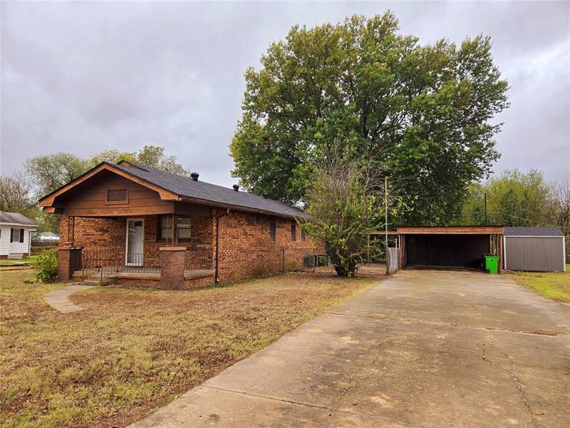 801 N 4th Street, Okemah, OK 74859