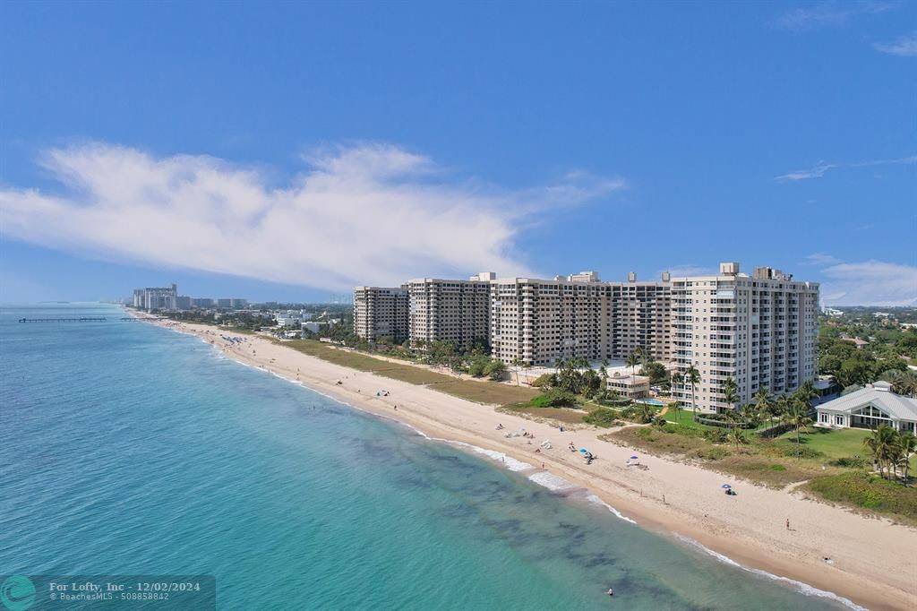 Lauderdale By The Sea, FL 33308,5200 N Ocean Blvd  #214