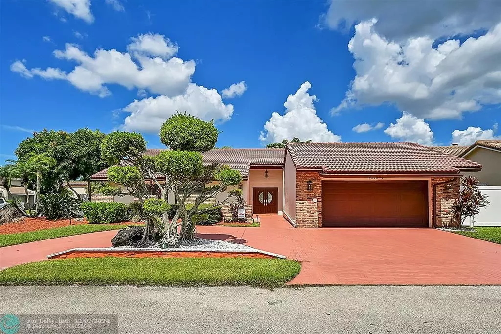 Tamarac, FL 33321,7400 Corkwood Cir