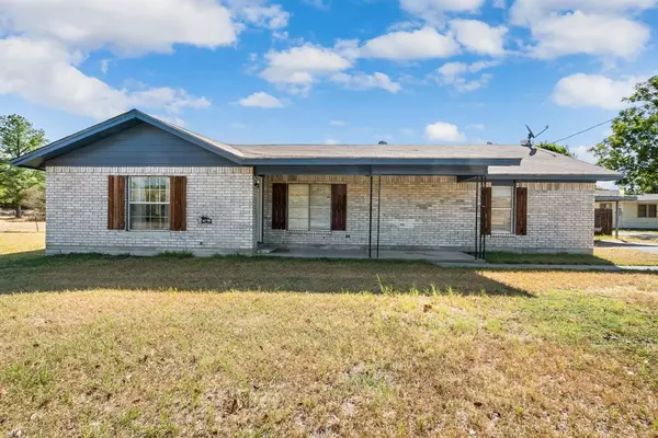 20491 S US Highway 281, Hico, TX 76457