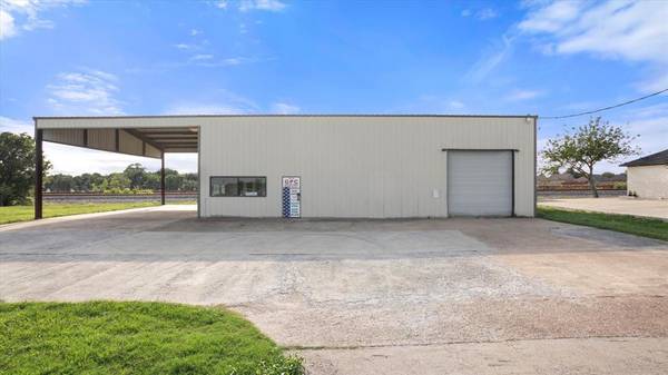 Red Oak, TX 75154,307 N State Highway 342