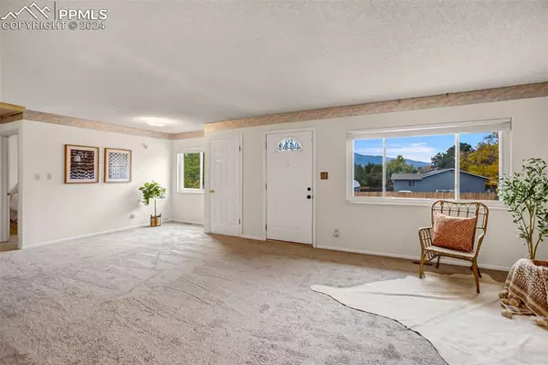 Colorado Springs, CO 80917,3995 Oro Blanco DR