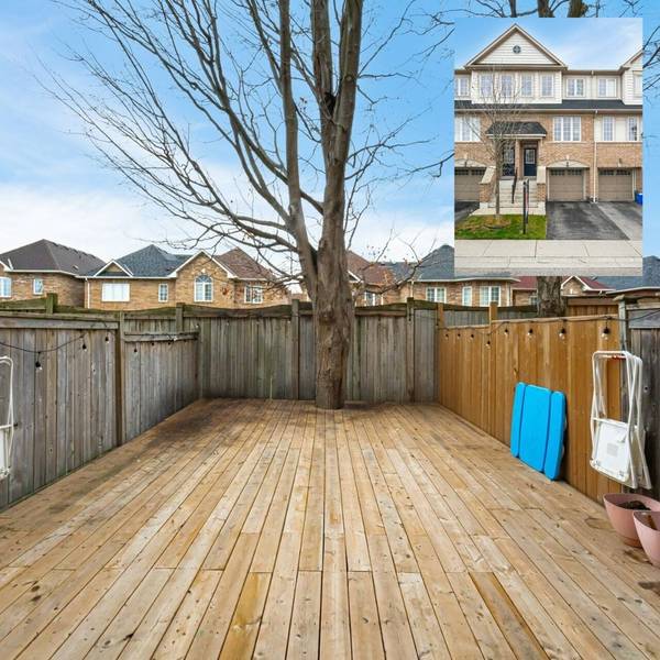 10 Oakins LN, Ajax, ON L1T 0H2