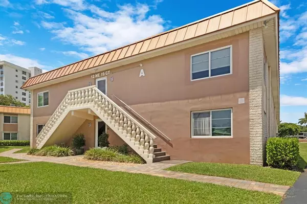 Wilton Manors, FL 33305,12 NE 19TH CT  #209A