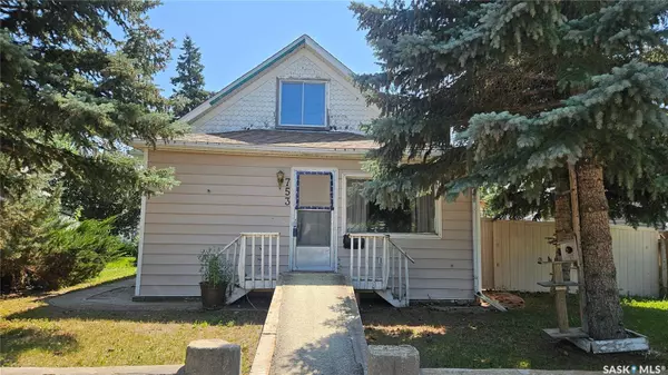 753 Athabasca STREET E, Moose Jaw, SK S6H 0M4