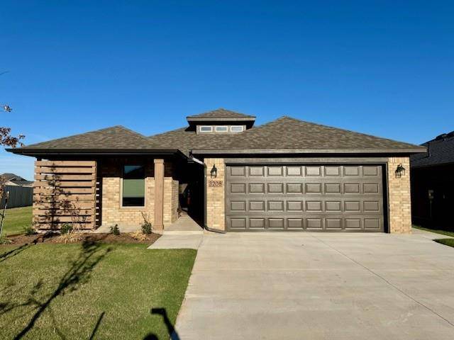 3208 Gunnison River Drive, Yukon, OK 73069