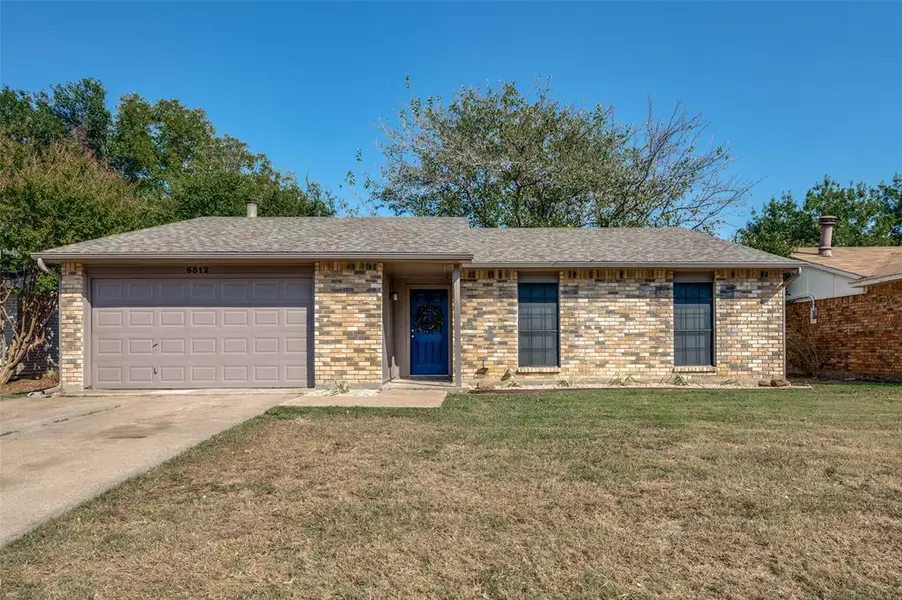 6312 Sandhurst Lane E, North Richland Hills, TX 76182