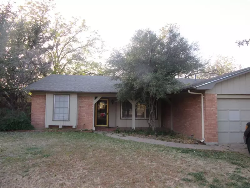 2902 Ivanhoe Lane, Abilene, TX 79605