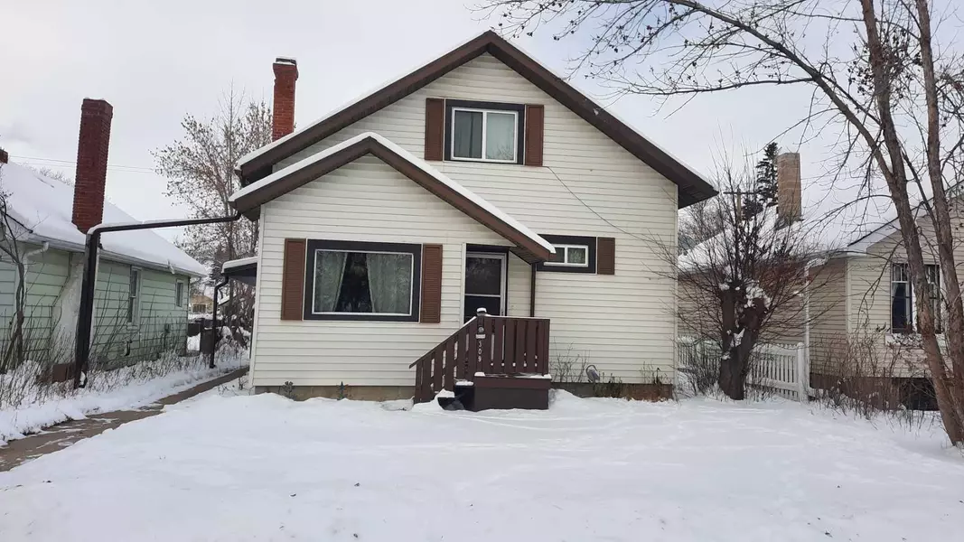 309 4 ST East, Drumheller, AB T0J0Y4