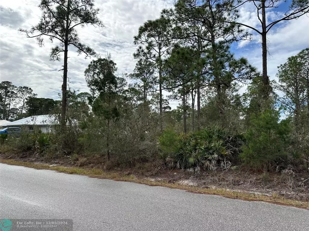 Lake Placid, FL 33852,1112 Redbird St