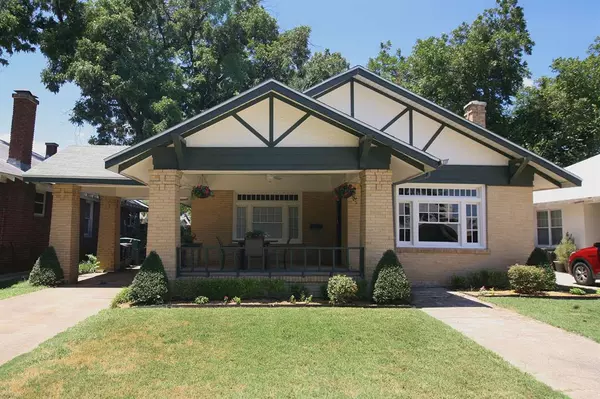 3108 S Adams Street, Fort Worth, TX 76110