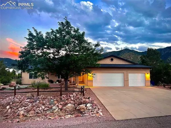 48 Tanner Pkwy,  Canon City,  CO 81212