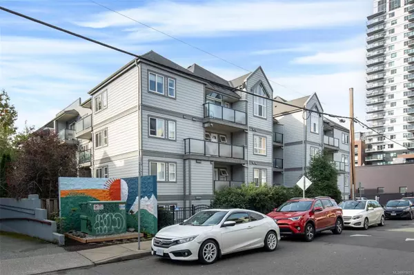 Victoria, BC V8W 1S9,827 North Park St #103