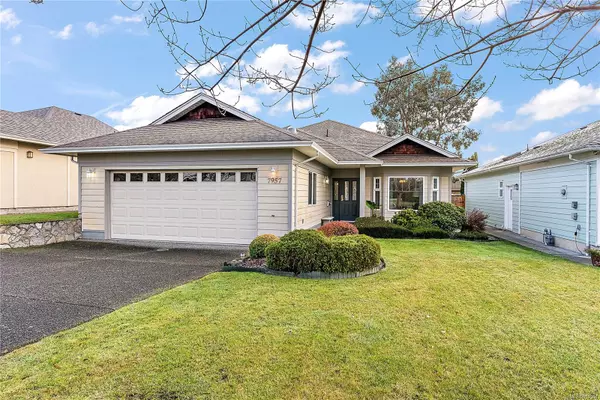 7957 Simpson Rd, Central Saanich, BC V8M 2H3